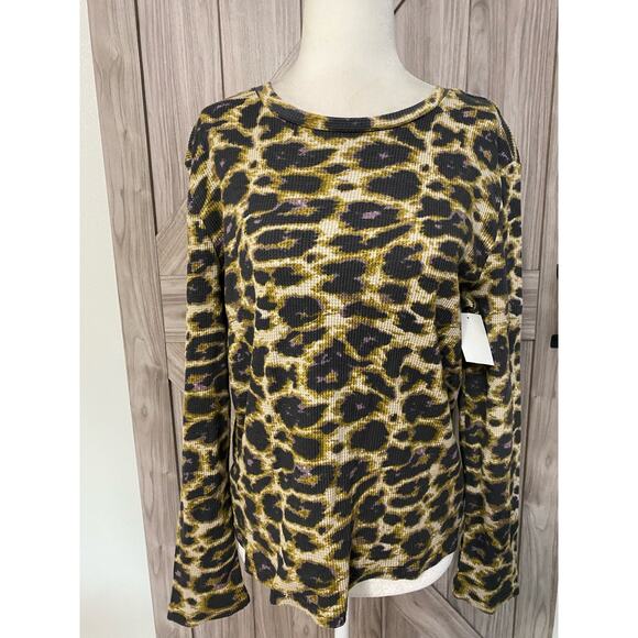 NWT RDI size medium animal print top - Picture 1 of 8